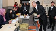 CHP Ataşehir Başkan Adayı Battal İlgezdi Oy Kulandı