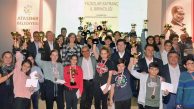 Ataşehir Belediyesi Satranç Şampiyonlarını Ödüllendirdi