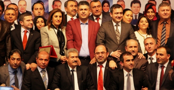 Ak Parti Ataşehir Meclis Üyesi A. Adaylarını Tanıttı