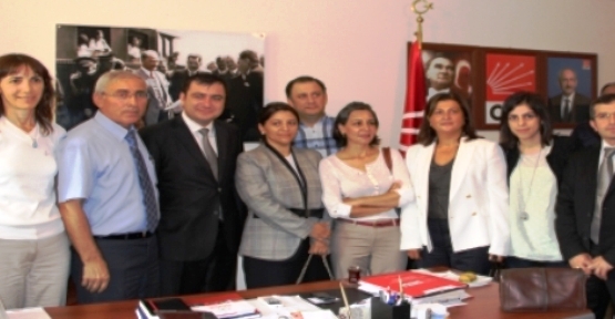 Ataşehir Ak Parti’den CHP’ye Bayram Ziyareti