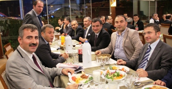 Ak Parti İl Genel Meclisi Gurup Toplantısı Ataşehir’de