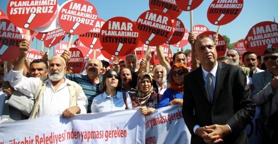 Ataşehir’den Büyükşehir’e Büyük Protesto
